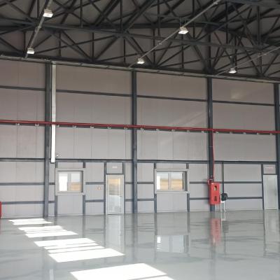 HANGAR 15