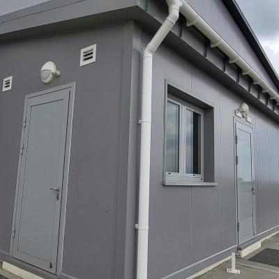 Hangar 40